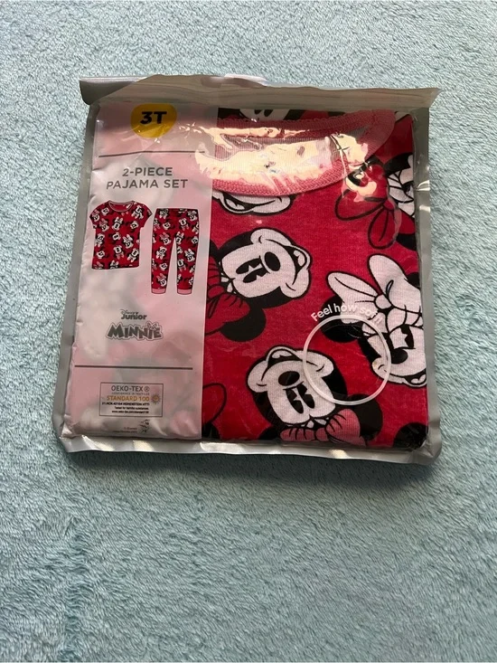 Disney Minnie Mouse Red, Black & White Toddler Pajama Set