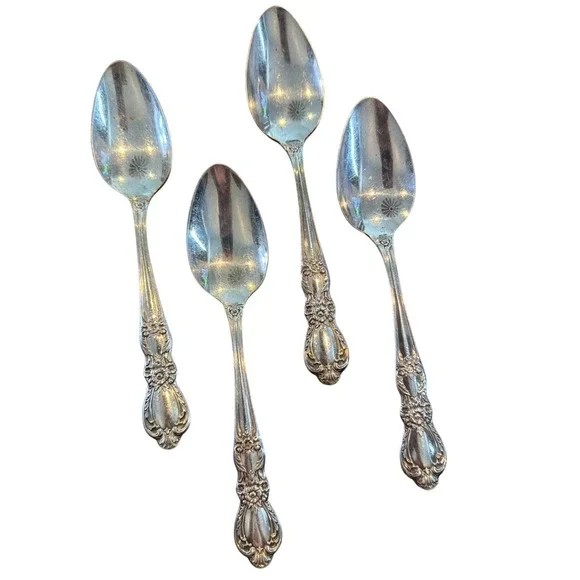 Vintage 1847 Rogers Bros HERITAGE Pattern Silverplate Spoons - Set of 4 (1953)