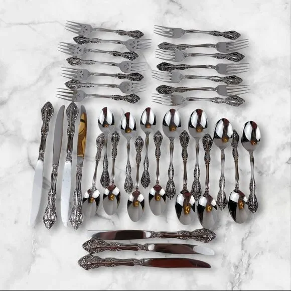 Oneida Michelangelo 18/10 Stainless Steel 35pc. Flatware Set (Service for Seven)