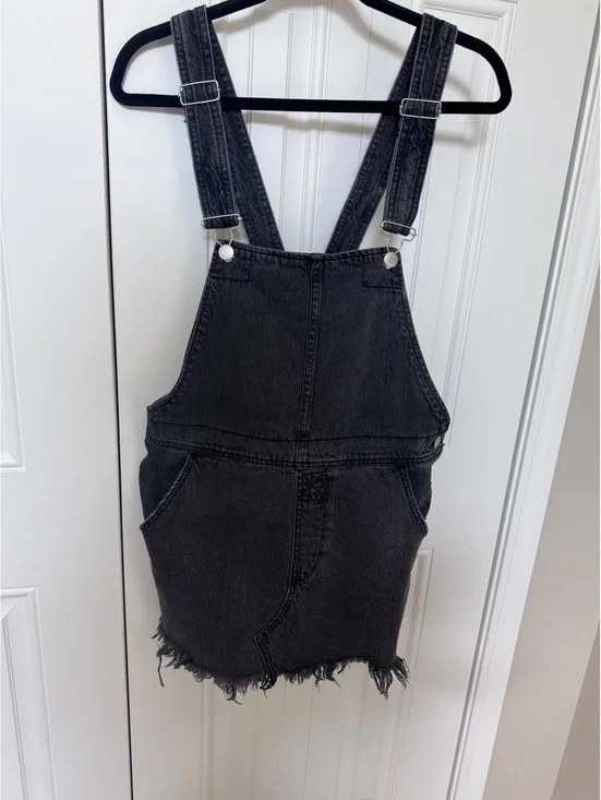 Free People Washed Black Distressed Denim Overall Pinafore Dress Skirt Size 6