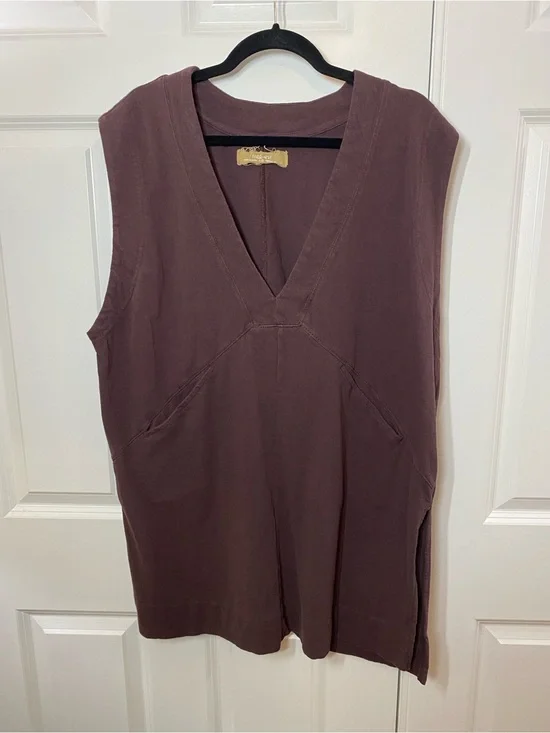 Free People V-Neck Sleeveless Tunic in Plum