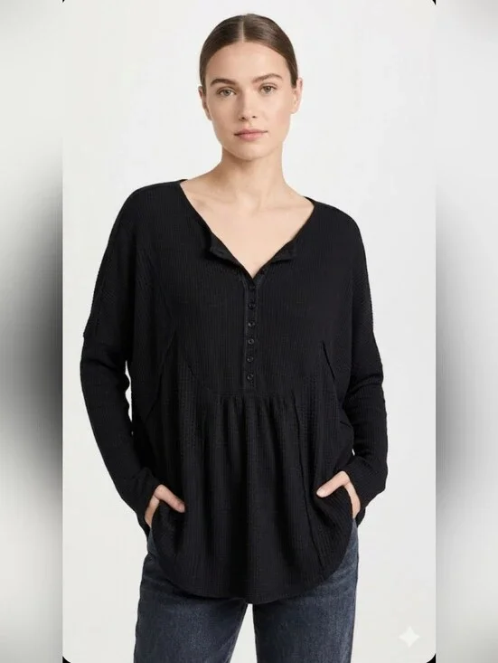 FREE PEOPLE Waffle Knit Henley Tunic Top - Black, Size L.