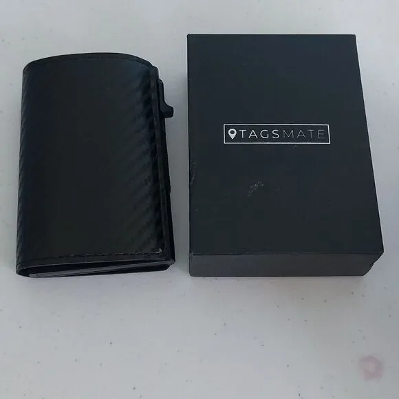 TagsMate Black Smart AirTag Mini Wallet RFID Protected New in Box