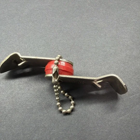 Vintage Hamm's Beer Foldable Keychain/ Bottle & Can Opener  Vaughan USA