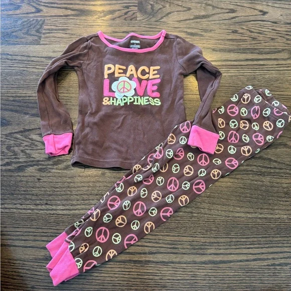 Gymboree Brown Pajama Set with Pink Peace Signs