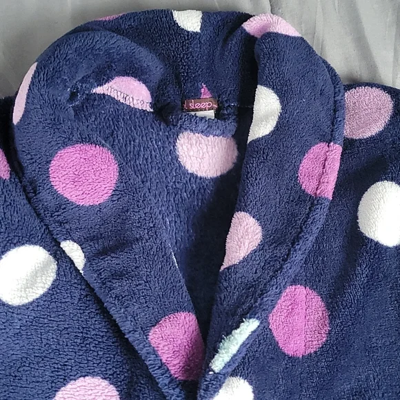 Soft plush girl's bathrobe