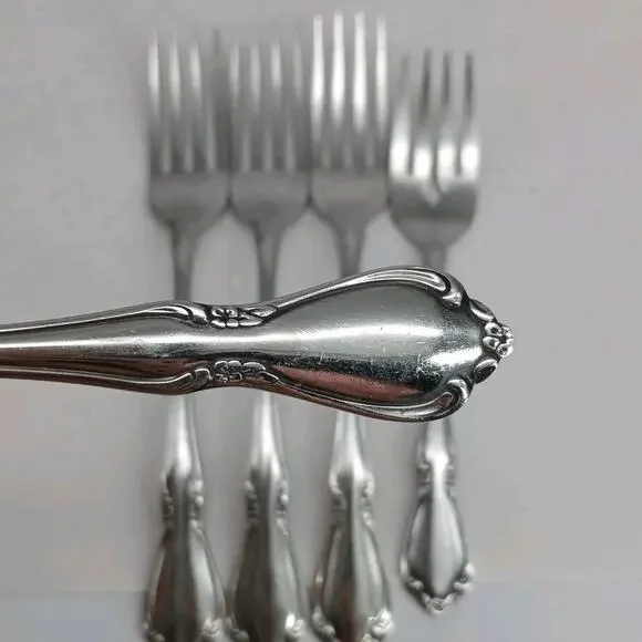 5X DF CHATEAU by ONEIDACRAFT DELUXE Stainless DINNER FORKS SCROLL FLORAL