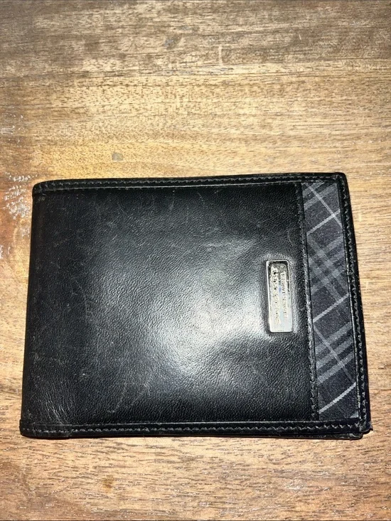 Burberry Black Leather Bifold Wallet with Grey Plaid Trim