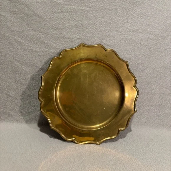 Vintage Brass Scalloped Edge Plate‎ Charger Serving Tray Decorative 12” Dish
