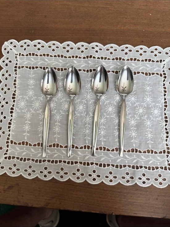 Stainless Steel Grapefruit Spoons - Set of 4