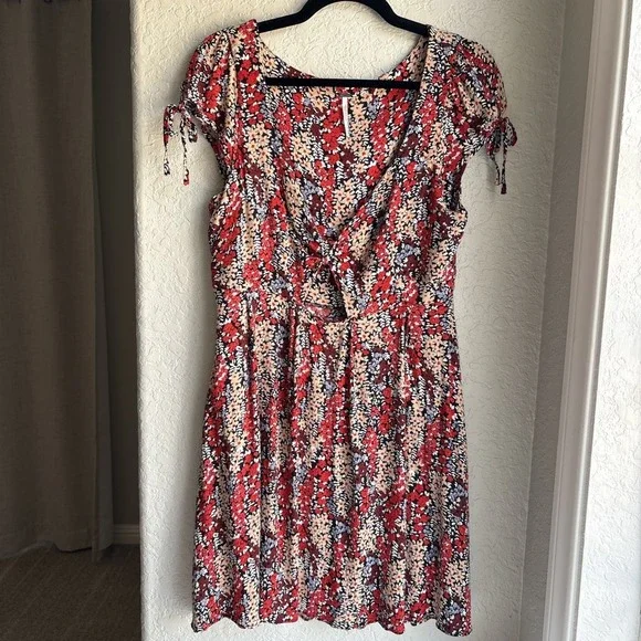 Free People Floral Mini‎ Dress Women M Boho Red Cutout Twist Front Tie Sleeve
