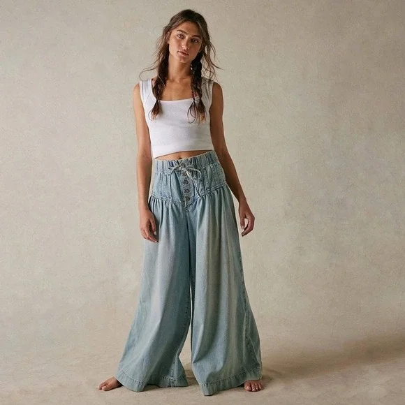 Free People We The Free Forget Me Knot‎ Pull-On Jeans Size Large  Light Wash