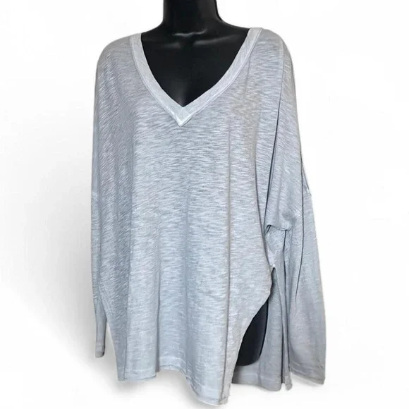 NWT Free People Light-Weight Heathered Grey Tunic