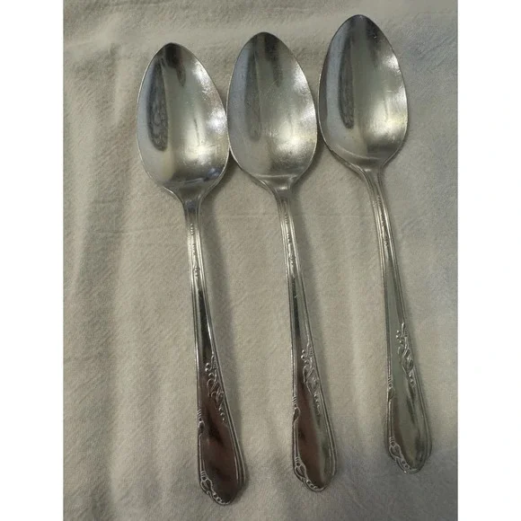 Wm. A. Rogers A1 Plus Oneida Ltd Silverplate Spoons Floral Handle Lot of 3