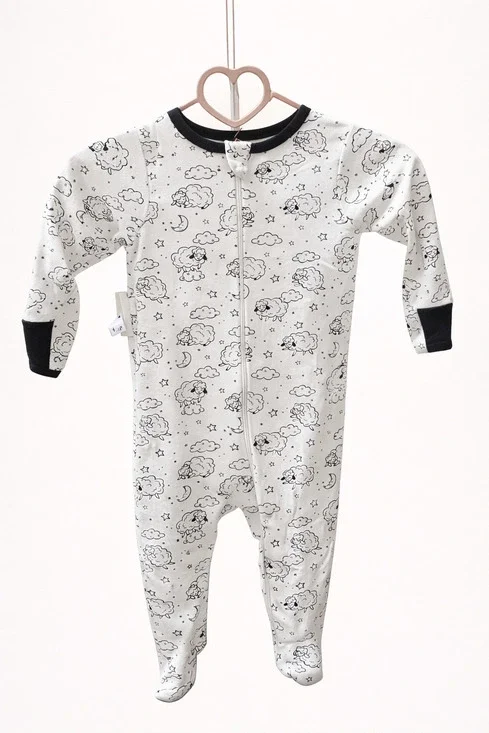 Wonder Nation Baby 6-9M Sheep Print Footed Sleeper Cotton Neutral Sleepwear