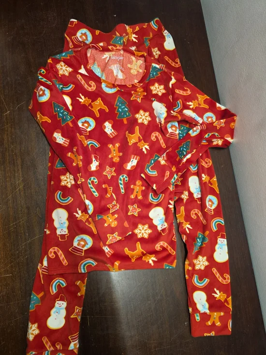 Cat & Jack Red Fleece Kids Pajama Set with Holiday Print