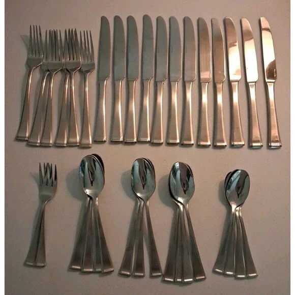 TOMODACHI AINSLEIGH  18/10 Stainless 35 Pieces