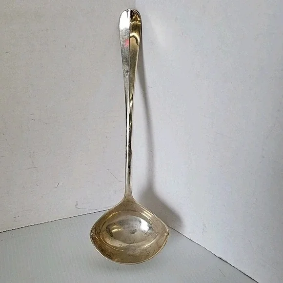 QUEEN ANNE Punch Ladle - Vintage 1930s Silver Plate Solid Piece Double Spout 13