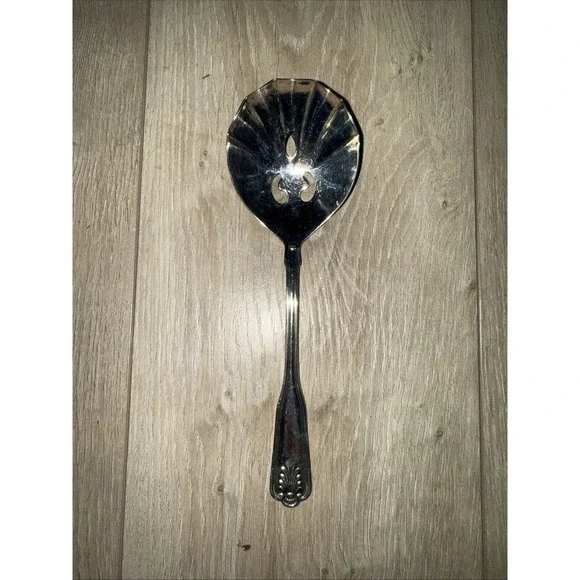 Vintage Retroneu Silver COVENTRY SHELL Silverplate‎ Slotted Serving Spoon
