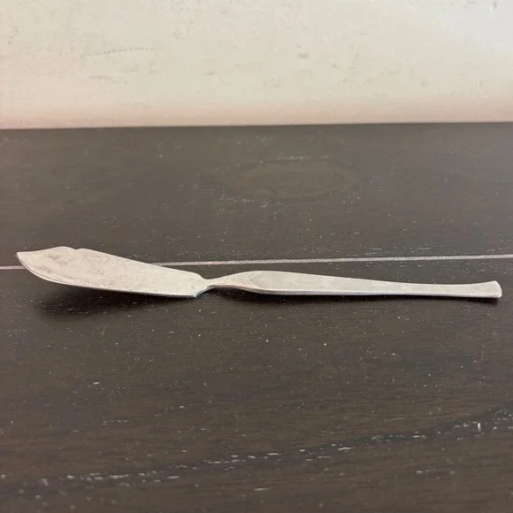 Maribo SRI Stainless Korea Master Butter Spreader Chevron Detail‎ Flatware 6.75