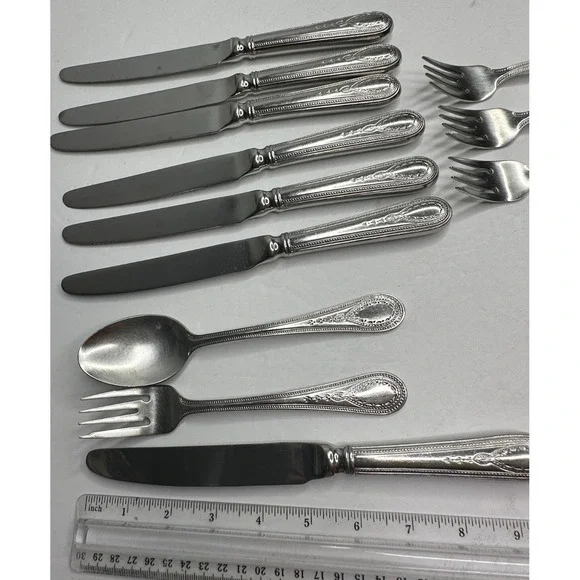 Wallace CONTINENTAL‎ BATEMAN 18/10 Stainless Flatware 12 pc set Fork Spoon Knife