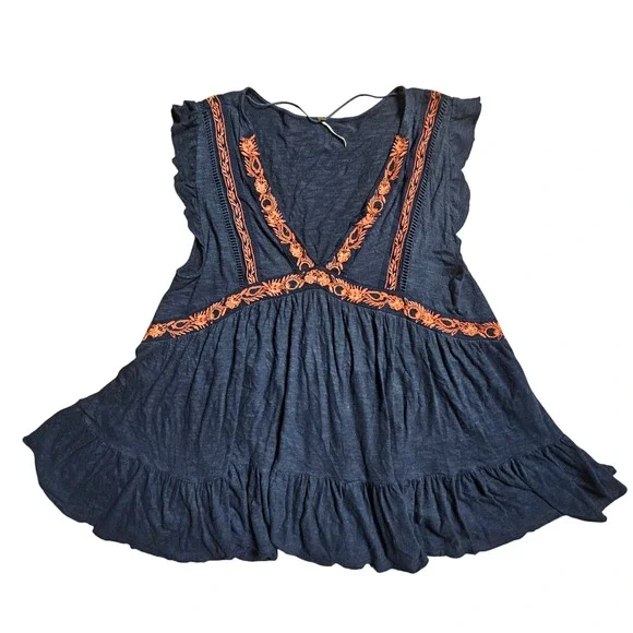 Free People Embroidered Deep V-Neck Babydoll Top M Sleeveless Ruffle Boho Chic