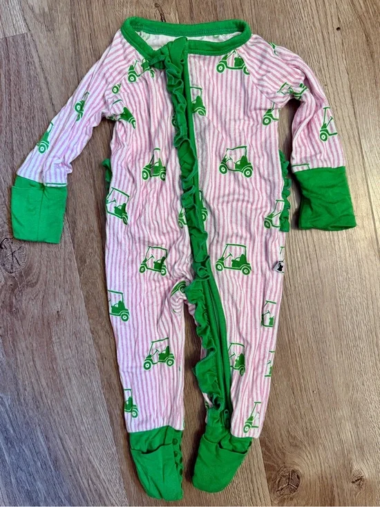 Baby girl’s newborn bamboo zippy with golf carts