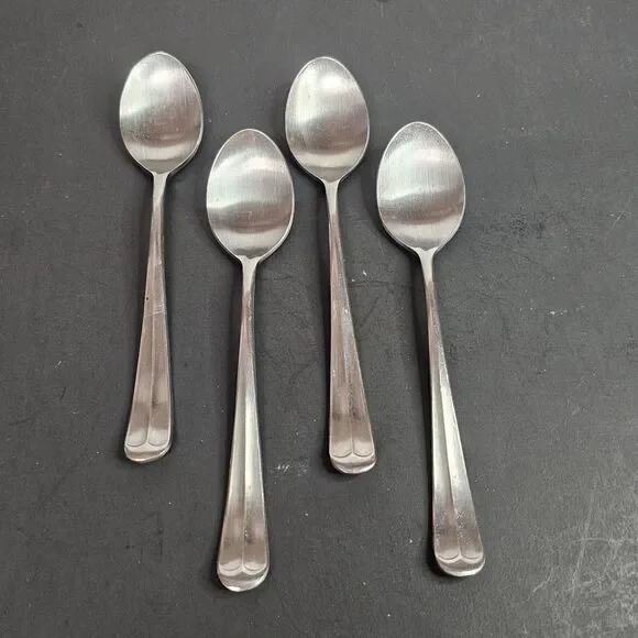 Supreme Cutlery Towle Liberty Bell Stainless Teaspoons Set of 4 6 1/4
