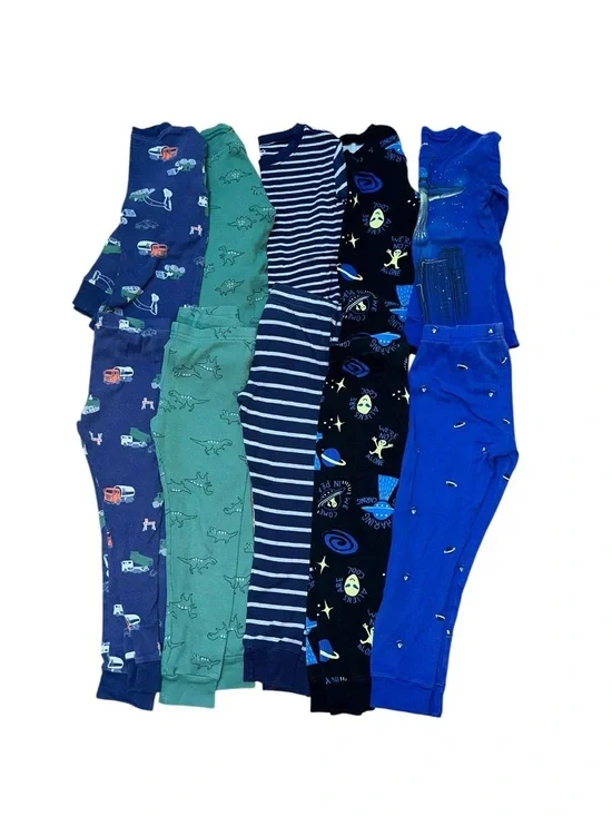 Carters toddler boy long sleeve pajama lot. Size 5t/5