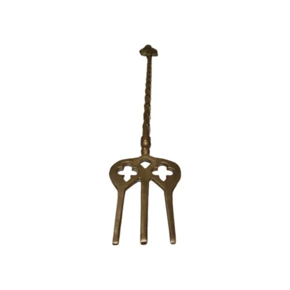 Vintage English BRASS FIREPLACE TOASTING FORK 19 & 3/4 inches Ship‎ With Sails