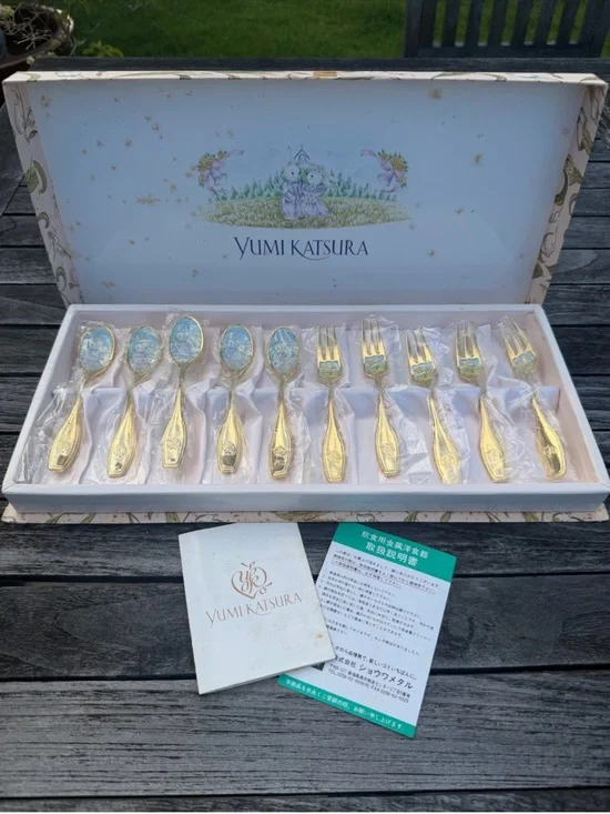 VIntage YUMI KATSURA Honeymoon Bunnies wedding/Anniversary Dessert flatware set