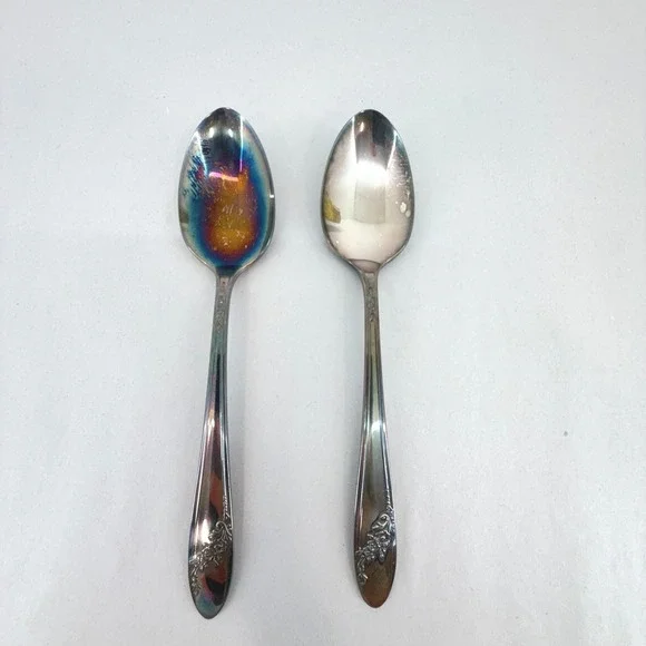 Oneida Community Tudor Plate Queen Bess II Silverplate Teaspoon Set of 2 Vintage