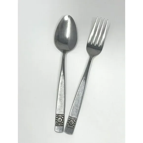 United Silver Stainless Flatware Oval Place Spoon 7.5” Dinner Fork 7.75”