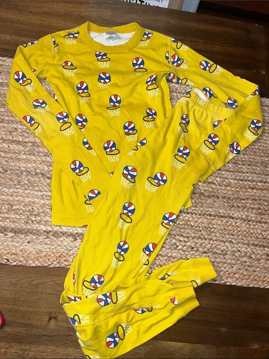 Hanna Andersson 2pc pajama size 14-16 basketball
