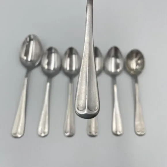 Washington Forge Stainless Spirit of America 7 QTY Spoons Scallop Sugar Teaspoon