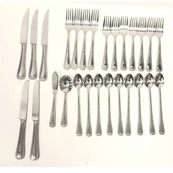 Reed & Barton WAKEFIELD Stainless 18/10 Glossy Silverware Flatware Lot Of 27