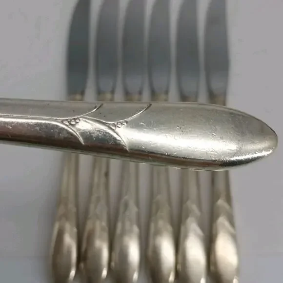7X BK LADY HAMILTON Butter Knives 1932 Silverplate Community Plate Oneida