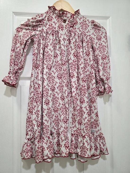 Sweet Honey, Pre-owned Girls' Long Sleeve White With Red Floral Print, Girls 3T