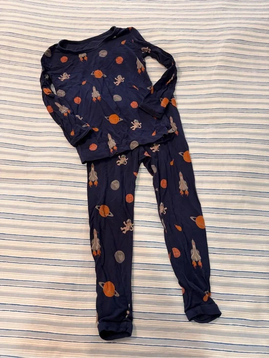 Kyte BABY Navy Space Rocket Pajama Set with Orange and Gray Planets