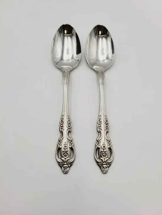 Oneida Pembrooke Renoir Set of 2 Teaspoons Spoons Stainless Flatware