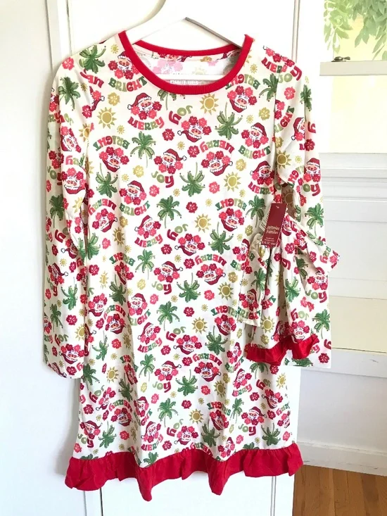 JAMMIES FOR YOUR FAMILIES Santa on Holiday Nightgown Girl’s Size XL 14/16 NWT
