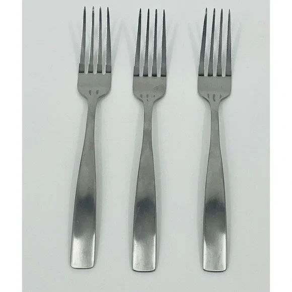 3 Cambridge Madison Salad Forks 8