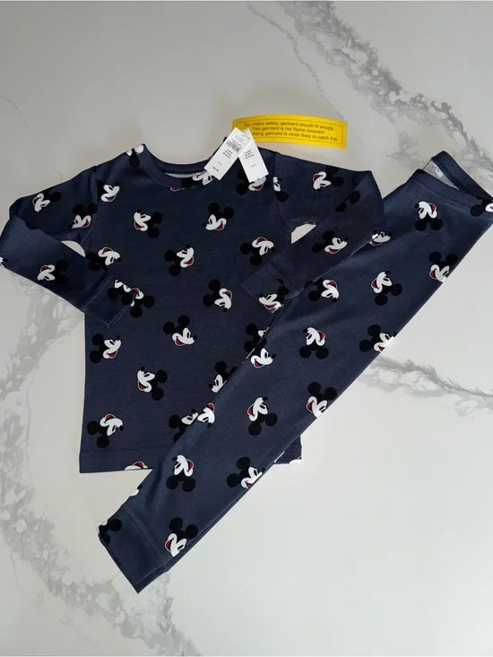 GAP Kids Disney Mickey Mouse Organic Cotton Pajamas Size 4