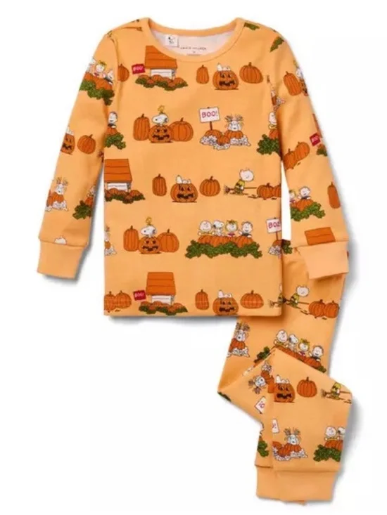 Janie and Jack Pajama Set in Peanuts Halloween