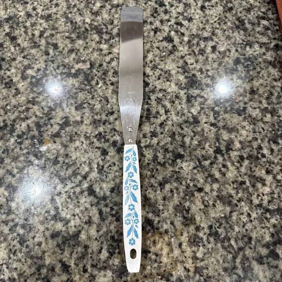 Vintage Household‎ Japan Stainless Steel Blue Flower Spreading Tool Knife 12