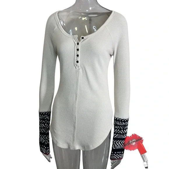 Free People Newbie Thermal Alpine Henley Top Women Medium Cuffs‎ Cream Cozy