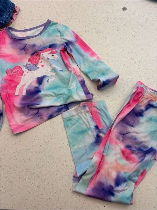 SHEIN Kids Tie-Dye Unicorn Pajama Set in Pink, Purple & Blue