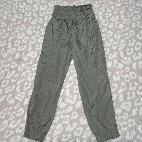 Free People Movement windbreaker‎ joggers