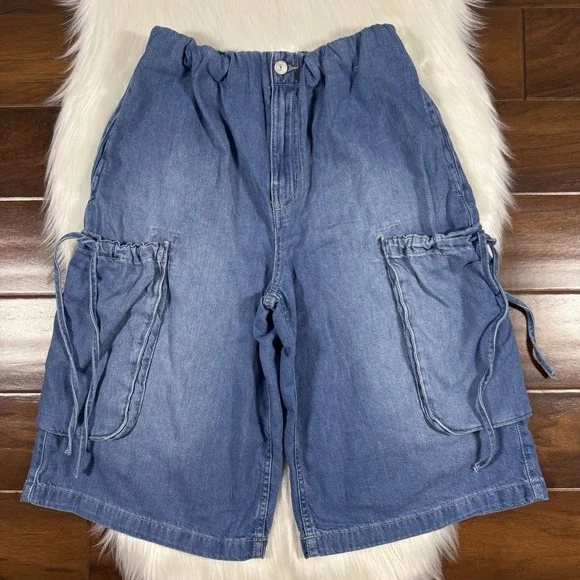 We The Free People Women's Size Small Marty Pull On Crop Cargo Denim Jean Shorts