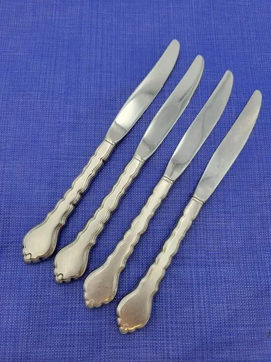 Oneida Cello Set of 4 Dinner Knives Community Stainless Flatware